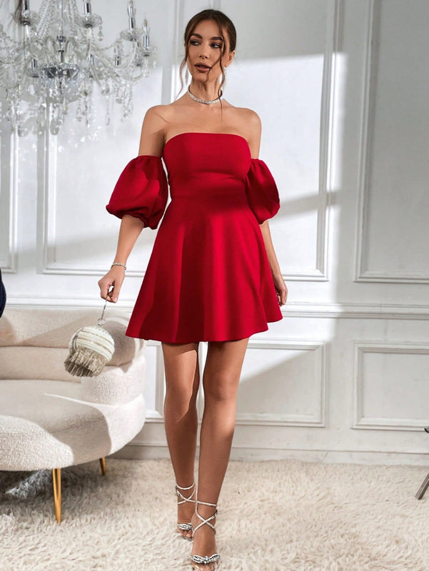 Vestido de hombros descubiertos de manga farol de espalda abierta con cordon