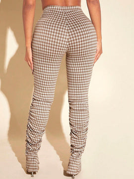 SXY Pantalones apilados con estampado de guingan fruncido bajo con abertura