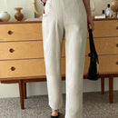 Dazy pantalones con detalles plisados solidos
