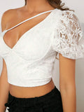Neu Top de un hombro de manga farol crop con encaje