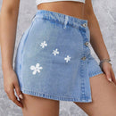 Skort mezclilla con estampado floral con boton delantero