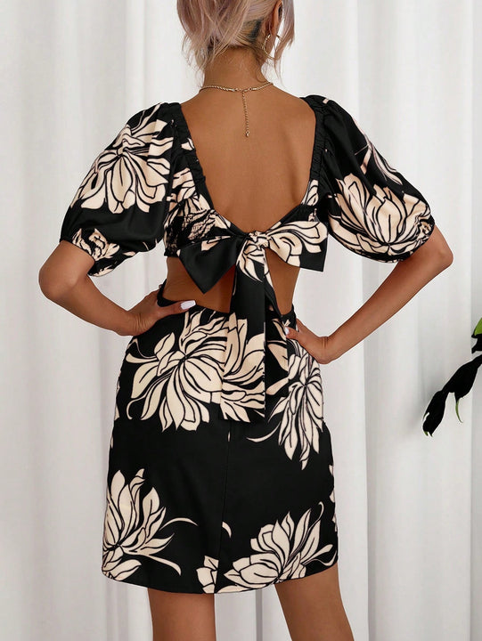 Vestido con estampado floral de cuello cuadrado de manga farol de cintura con abertura