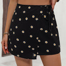 LUNE Skort con estampado floral de margarita con nudo lateral cruzado