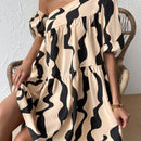 Prive Vestido smock con estampado de cuello asimetrico de manga farol bajo con fruncido