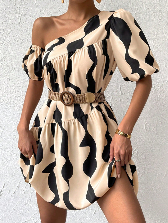 Vestido smock con estampado de cuello asimetrico de manga farol bajo con fruncido