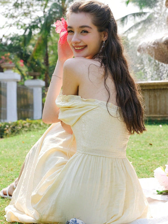 Vestido corpino con fruncido de manga farol