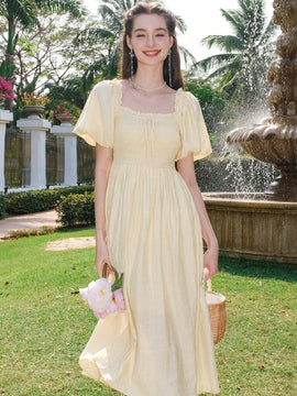 Vestido corpino con fruncido de manga farol