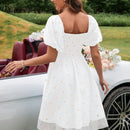 VCAY Vestido de malla con bordado floral de cuello cuadrado de manga farol