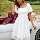 VCAY Vestido de malla con bordado floral de cuello cuadrado de manga farol