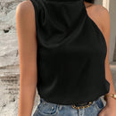 Unity Blusa unicolor de cuello asimetrico de saten