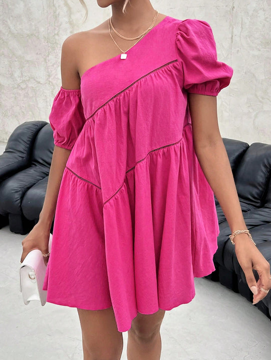 Vestido smock unicolor de cuello asimetrico de manga farol