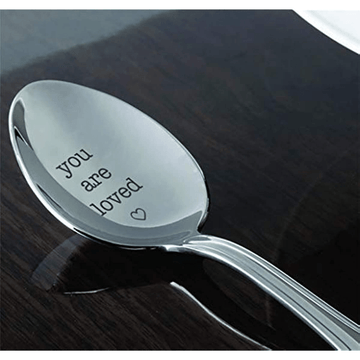 1 Pieza, Cuchara De Mesa De Té Y Café You Are Loved | Regalo Grabado Para El Día De San Valentín De Él Para Ella | Recuerdo De Cumpleaños Para Un Ser Querido | Regalo De Cereales Para Él Ella | Cucharas De Helado | Dando Gracias | Regalo De Navidad - 7 P