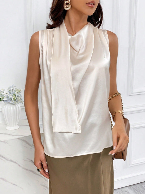 Prive Blusa unicolor con fruncido delantero de saten