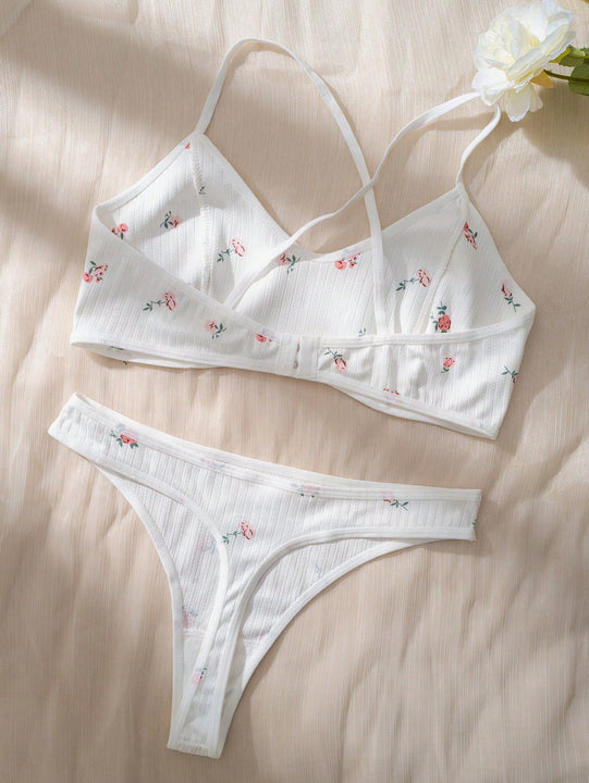 Set de lenceria con estampado floral