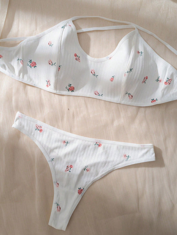 Set de lenceria con estampado floral