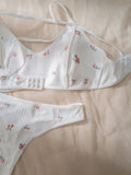 Set de lenceria con estampado floral