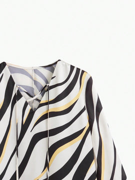 MOTF PREMIUM Blusa de cuello con cordon cebra