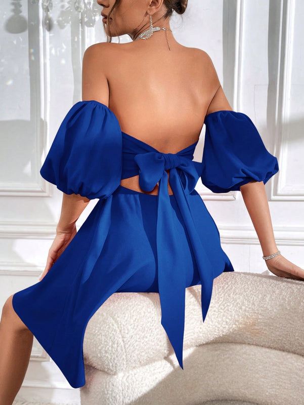 Vestido de hombros descubiertos de manga farol de espalda abierta con cordon