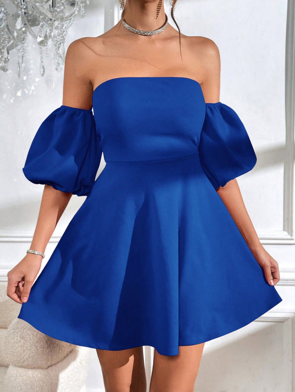 Vestido de hombros descubiertos de manga farol de espalda abierta con cordon