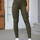 Pantalones cargo con bolsillo de solapa en el lateral