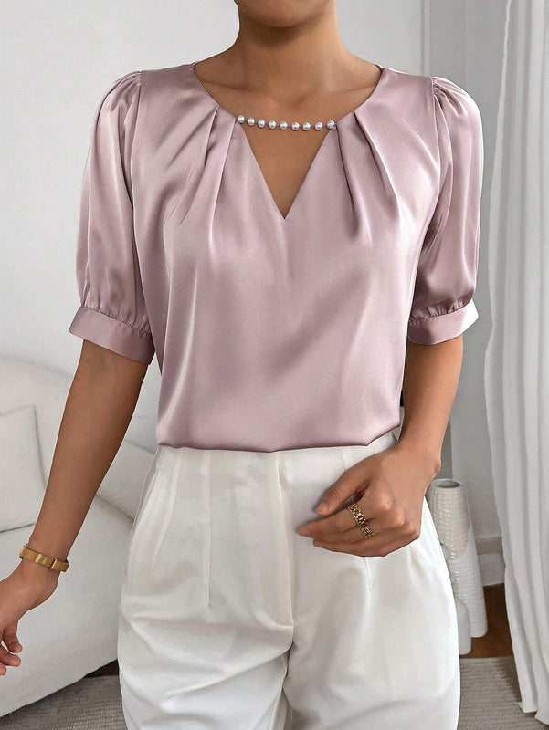 Blusa con cuenta de perla de cuello con abertura de ojo con fruncido de manga farol