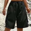 Shorts con bolsillo lateral con solapa de cintura con cordon cargo