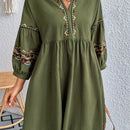 VCAY Vestido smock con bordado floral de cuello notch de manga farol