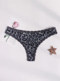 Tanga con estampado de leopardo ribete con encaje