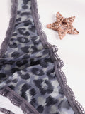 Tanga con estampado de leopardo ribete con encaje