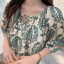 DAZY Vestido con estampado de cuello con cordon de manga farol