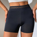 Shorts de seguridad con encaje en contraste