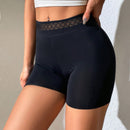 Shorts de seguridad con encaje en contraste
