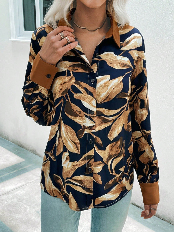 LUNE Camisa con estampado tropical con boton delantero