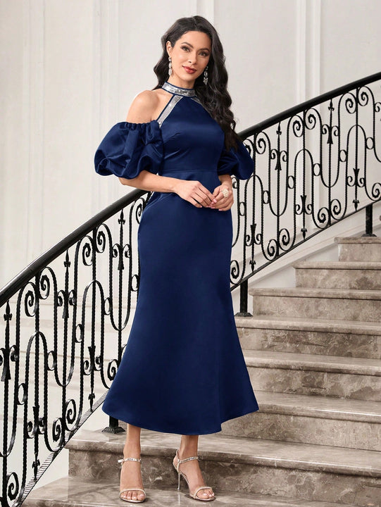 Modely Vestido de hombros descubiertos de manga farol bajo sirena de saten sin cinturon