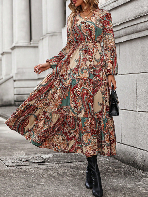 Vestido con estampado de paisley de manga farol bajo con fruncido sin cinturon