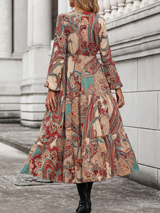 Vestido con estampado de paisley de manga farol bajo con fruncido sin cinturon