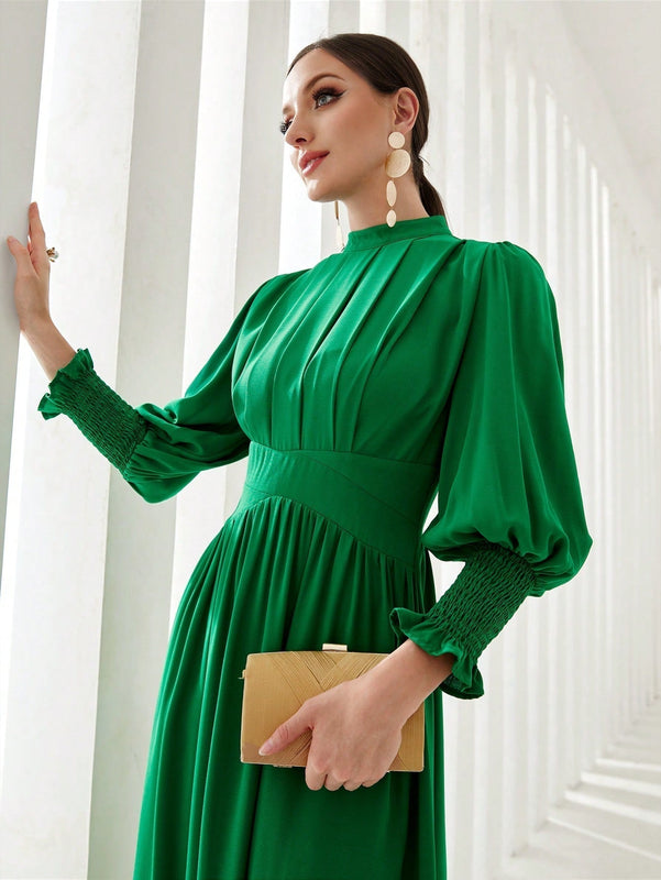 Modely Vestido linea A de cuello alto de manga farol pecho con fruncido