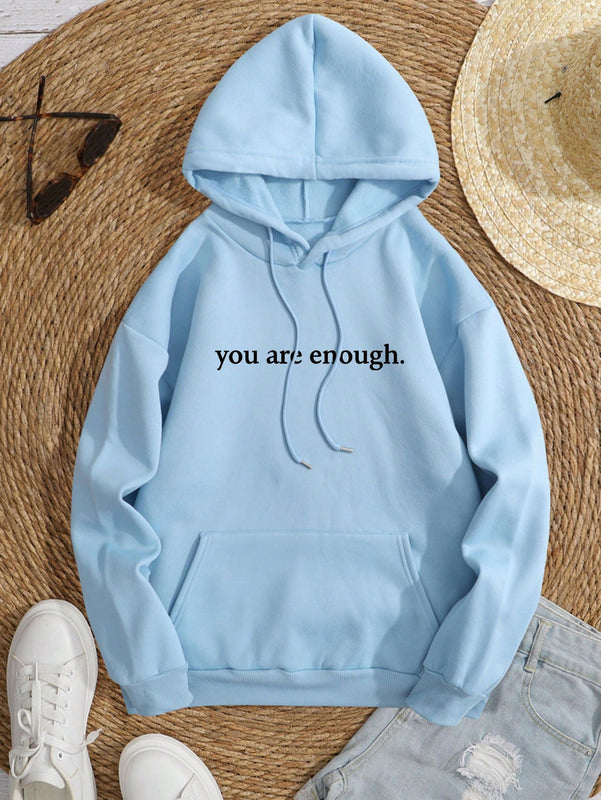 Ezwear capucha con estampado de slogan con bolsillo de canguro con cordon con forro termico