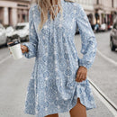 Vestido smock con estampado de cuello con cordon de manga farol