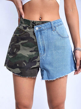 ICON Shorts en mezclilla con estampado de camuflaje bajo crudo