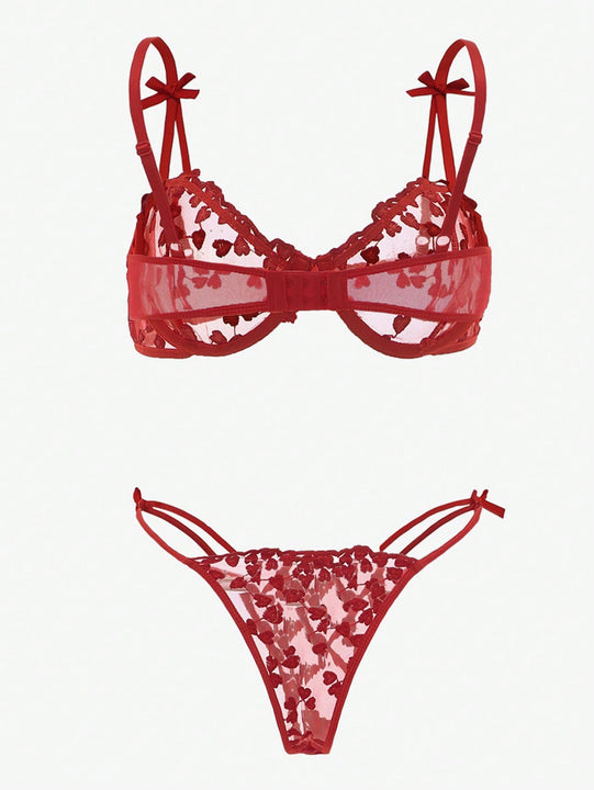 Set de lenceria con aro de malla con bordado