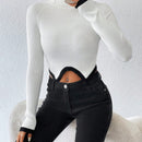 Essnce Jersey crop cuello alto de manga raglan bajo asimetrico