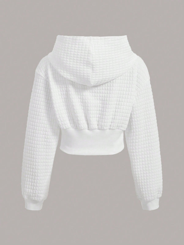 Ezwear capucha crop con slogan con parche con cordon delantero de hombros caidos