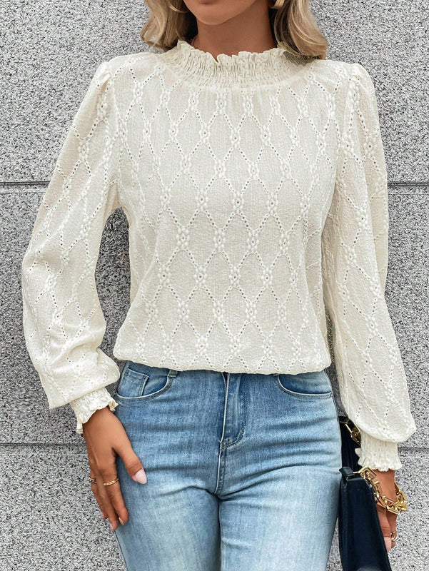 Frenchy Blusa ribete fruncido de manga farol