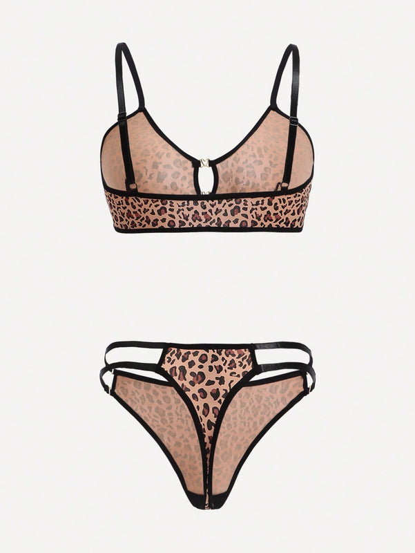 Set de lenceria con estampado de leopardo con abertura unido en contraste