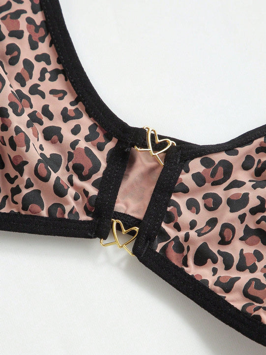 Set de lenceria con estampado de leopardo con abertura unido en contraste