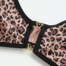 Set de lenceria con estampado de leopardo con abertura unido en contraste