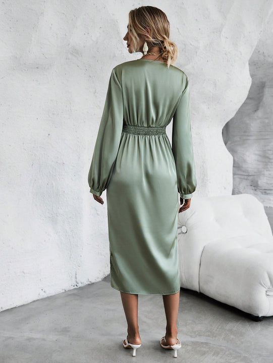 Vestido de cuello cuadrado de manga farol de muslo con abertura