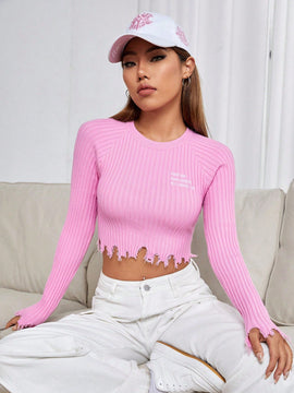 EZwear Jersey crop con bordado de slogan de manga raglan roto