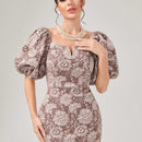 Modely Vestido ajustado jacquard de cuello notch de manga farol ribete lanudo con abertura trasera